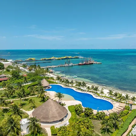 Beach Front Apartment With Beach Access Amara